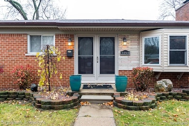 32501 Eiffel Ave, Warren, MI 48088 - photo 3