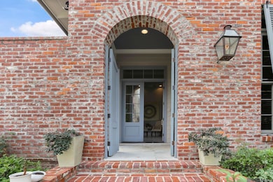 4025 Perkins Ln, Baton Rouge, LA 70808 - photo 2