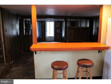 334 Mountain Ave, Tamaqua, PA 18252 - photo 3