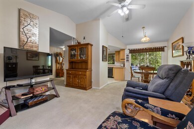 1685 SE Virginia Rd, Bend, OR 97702 - photo 6