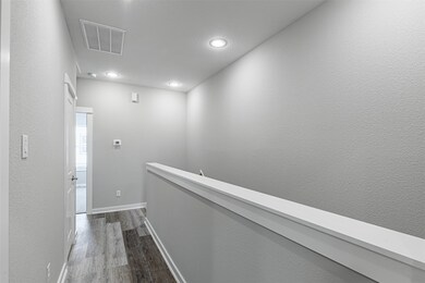 8403 Berry Brush Ln, Houston, TX 77022 - photo 6