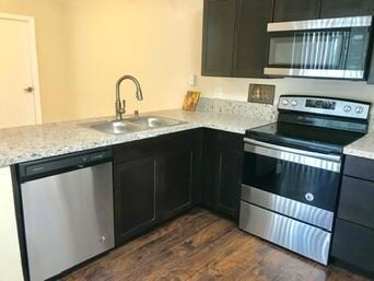 18 Amherst Ct unit A, Royal Palm Beach, FL 33411 - photo 4