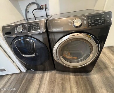 WasherDryer Included