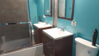 628 N Lancaster Ave, Aurora, IL 60506 - photo 4