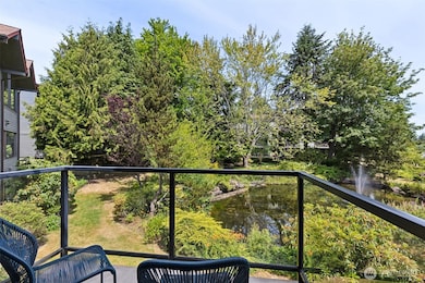 19414 Aurora Ave N unit 203, Shoreline, WA 98133 - photo 2