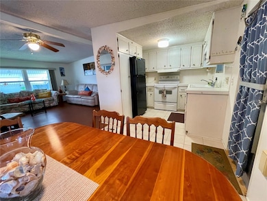 34455 Hibiscus Dr N, Pinellas Park, FL 33781 - photo 7