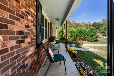 2598 Conner Cir, Lenoir, NC 28645 - photo 4