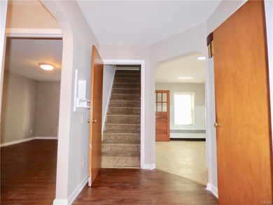 217 E Maple St, Allentown, PA 18109 - photo 6