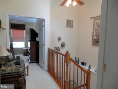 10664 Winfield Loop, Manassas, VA 20109 - photo 5