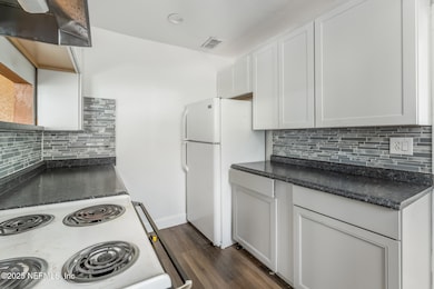 1018 W 23rd St, Jacksonville, FL 32209 - photo 7
