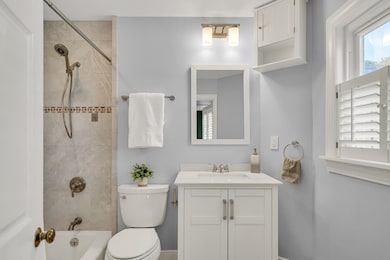 79 Chestnut St unit 2, West Newton, MA 02465 - photo 7