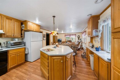 23A Gosselin Rd, Nashua, NH 03062 - photo 5