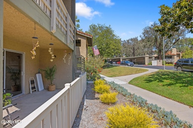 427 Arbor Ln Ct Apt 101-large-004-010-B1