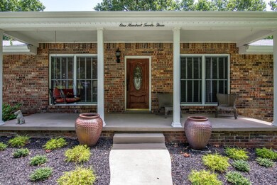 123 Oak Dr, Dickson, TN 37055 - photo 2