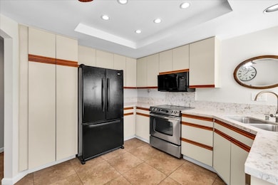 38517 Nasturtium - Kitchen