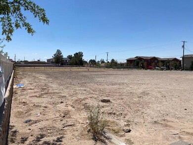 492 S Yarbrough Dr, El Paso, TX 79915 - photo 7