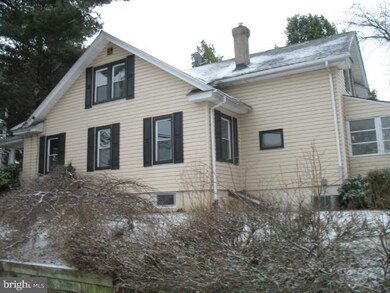 329 Fairview Rd, Woodlyn, PA 19094 - photo 2