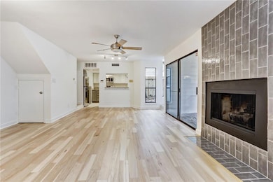 2507 Quarry Rd unit D, Austin, TX 78703 - photo 3