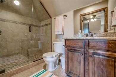 19925 Oakshire Dr, Edmond, OK 73012 - photo 5