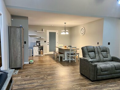 108 E Bomar Ct, Shelbyville, TN 37160 - photo 5