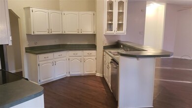 10 Marsue Dr, Crawfordville, FL 32327 - photo 2