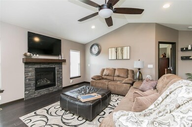 1612 Bobcat Dr NW, Cedar Rapids, IA 52405 - photo 5