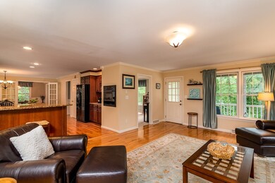 12 Algonquin Dr, Wilbraham, MA 01095 - photo 5