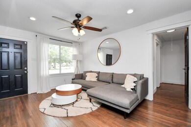 4303 Herridge St, Houston, TX 77022 - photo 6