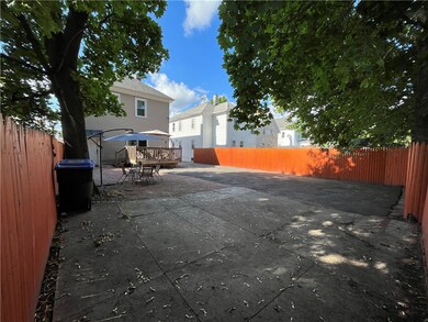 194 Roosevelt St, Providence, RI 02909 - photo 6