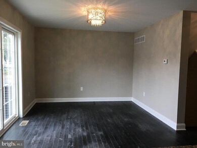 1009 Juniper St, Quakertown, PA 18951 - photo 4