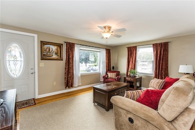 263 Pierce Ave, Warwick, RI 02888 - photo 2