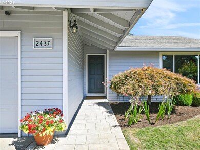 2437 Debok Rd, West Linn, OR 97068 - photo 3