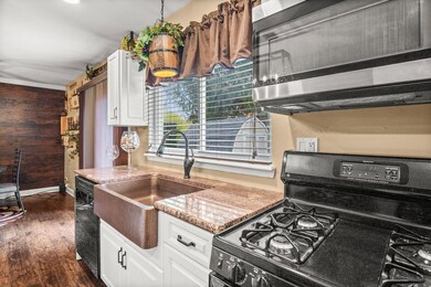 3S260 Birchwood Dr, Warrenville, IL 60555 - photo 5