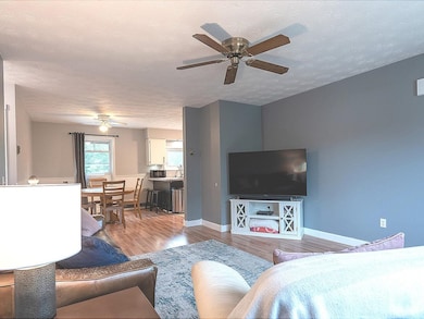 2 Evergreen Dr unit 201, Milton, VT 05468 - photo 4