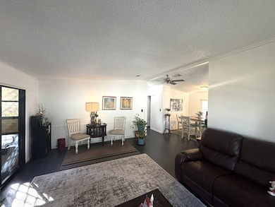 637 N Edgewater Dr, Plant City, FL 33565 - photo 7