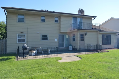 2510 W Abbott Ave, Milwaukee, WI 53221 - photo 2