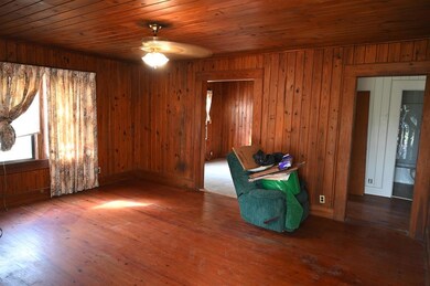 101 South, Sparks, GA - photo 5