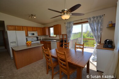 2168 Avalon View Dr NE unit 74, Cedar Springs, MI 49319 - photo 4