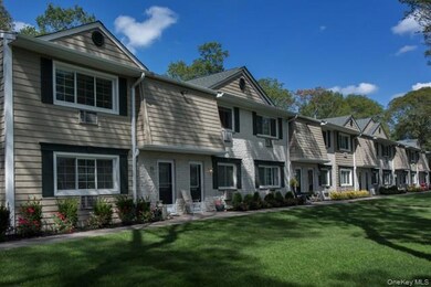 1103 Joyner Place unit 1103B, Coram, NY 11727 - photo 3