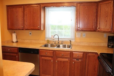 9 Casey Cir unit 9, Waltham, MA 02451 - photo 7