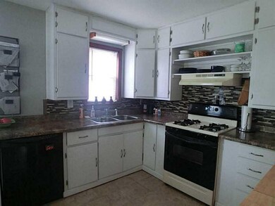 424 Columbia Ave, Tipton, IN 46072 - photo 3