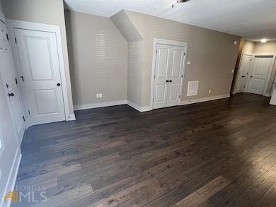 860 S Harkness St unit G, Jackson, GA 30233 - photo 3