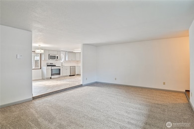 2661 Maple St, Longview, WA 98632 - photo 6