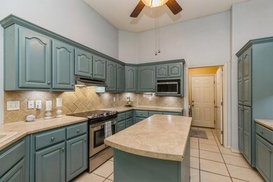 09_7962LolaCir_2024_FlexMLS800x600_800x6