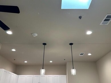 226 W Main St unit 202, Denison, TX 75020 - photo 5