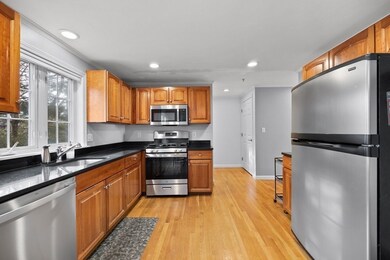 995 Trapelo Rd unit 5, Waltham, MA 02452 - photo 5