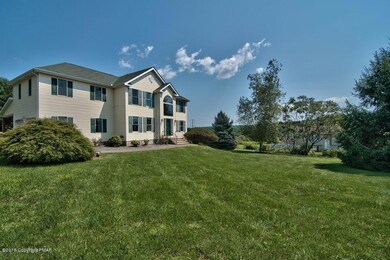 252 Harvest Hill Dr, Effort, PA 18330 - photo 3