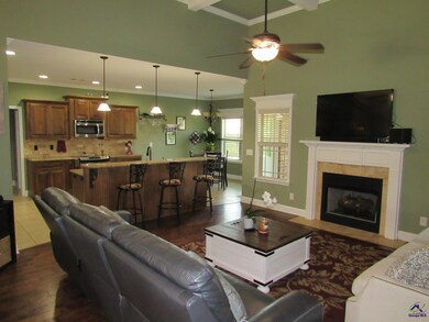 108 Sandringham Ct, Warner Robins, GA 31088 - photo 2