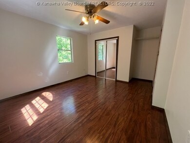 23 Kacey Place, Alum Creek, WV 25003 - photo 5