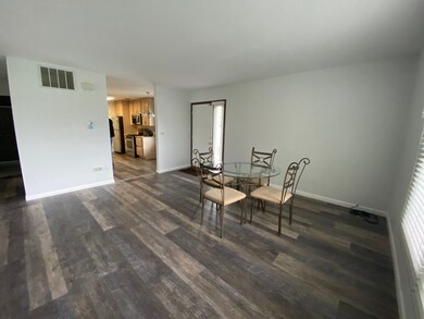 1079 Glouchester Harbor unit 1201, Schaumburg, IL 60193 - photo 2
